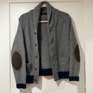 J. Crew Men’s cardigan sweater gray shawl collar Lambs Wool Elbow patch